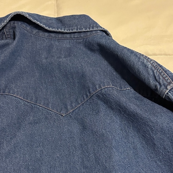 Wrangler Dark Blue Denim Button-Up Shirt - Picture 6 of 6